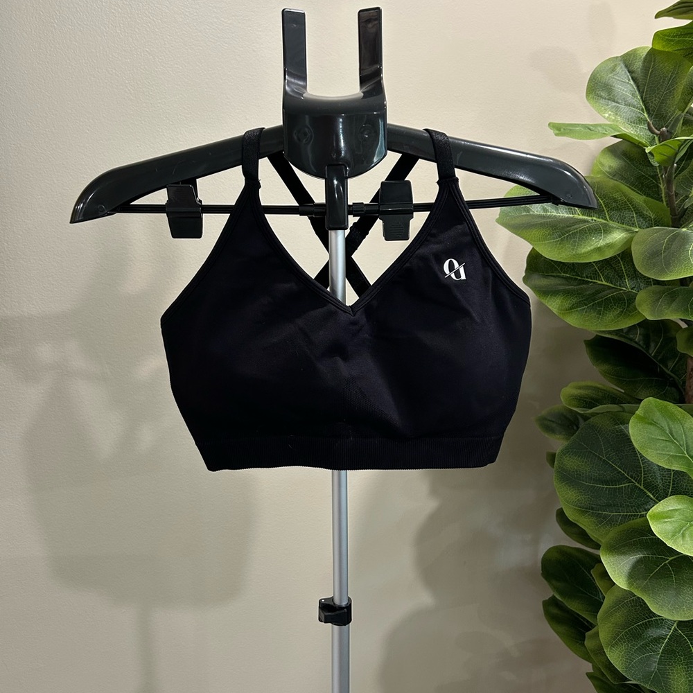 Black Strappy Women's Bralette